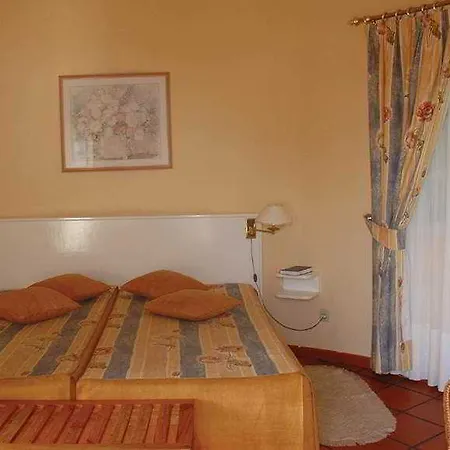 Sao Jorge Village 3* 桑塔纳