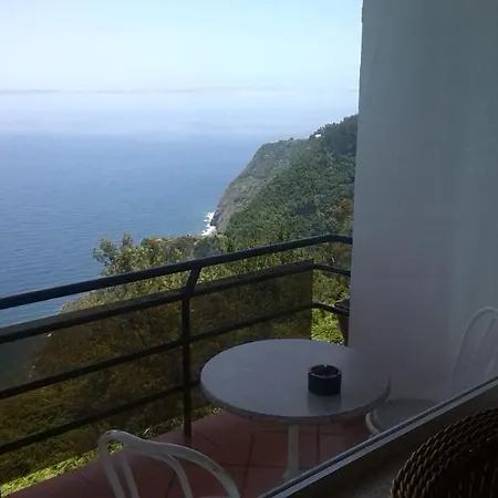 Sao Jorge Village Bed & Breakfast