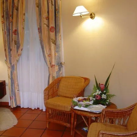 Sao Jorge Village Bed & Breakfast